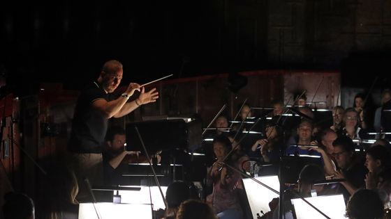 Yannick Nézet-Séguin dirigeant l'orchestre du MET ©Getty - Hiroyuki Ito