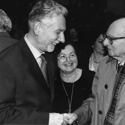 Philippe Descola aux côtés des anthropologues Françoise Héritier et Claude Lévi-Strauss.