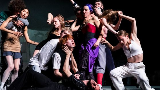 Photo du spectacle "Room with a view" au Théâtre du Châtelet - Aude Arago / Théâtre du Châtelet