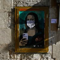 Œuvre de l'artiste urbain italien Salvatore Benintende, alias "TVBOY", dans les rues de Barcelone, 18/02/2020.
