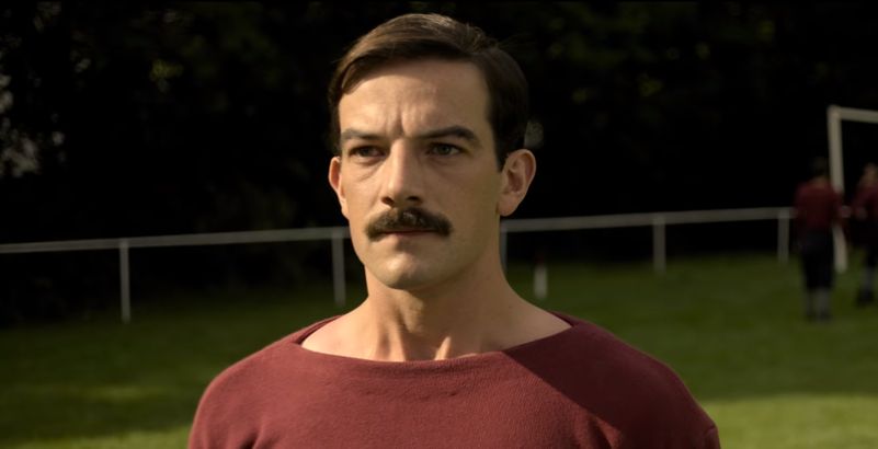 Serie Qui Va Sortir Sur Netflix Netflix va sortir une série sur la naissance du football et dévoile un