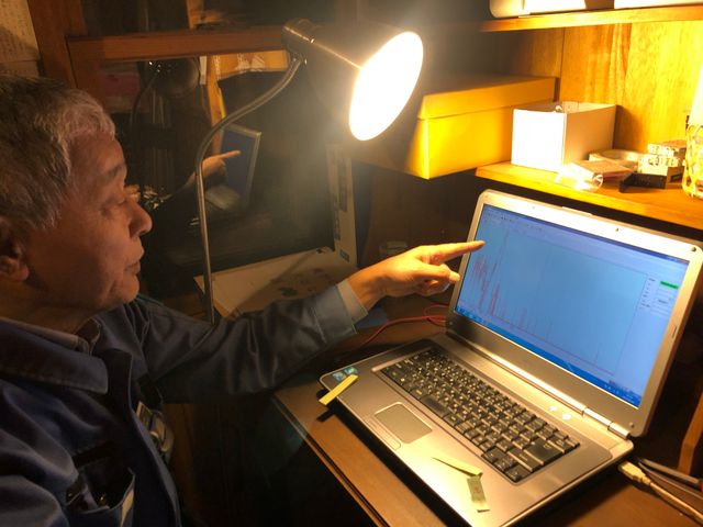 Nobuyoshi Ito est retourné vivre dans la zone auparavant évacuée et collecte les données sur la contamination de l'environnement