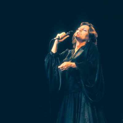 Amalia Rodrigues en Hollande en 1987