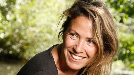 Portrait de l'écrivain Simonetta Greggio, à Chanceaux-près-Loches, à l'occasion de l’événement littéraire La Forêt des livres - Eric Fougere/VIP Images/Corbis