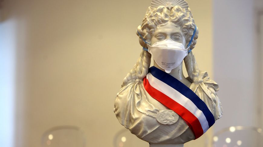 Marianne masquée à Nice, le 7 mars 2020.