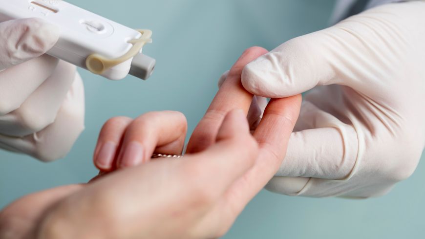 Un test aussi simple qu'un test de grossesse mais qui dira si on est immunisé