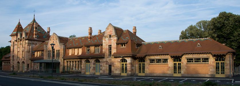 Samuel Delziani : "La gare de Néris-les-Bains, très belle, assez imposante, créé pour les Thermes, au début de la thalassothérapie, a périclité très vite" - Ép. 17/17 - La Nuit des Gares