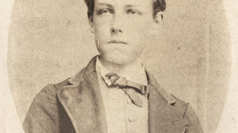 Rimbaud photographié par Carjat. L'épreuve a appartenu à Paul Claudel