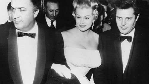 Épisode 6 : Marcello Mastroianni : "Le personnage de Marcello, dans 'La Dolce Vita' ressemble à Platonov d’une manière extraordinaire, pour cette nécessité de l’homme moderne à trouver une raison de vivre"