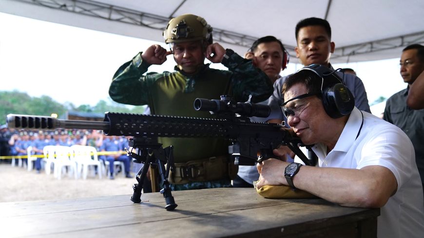 Rodrigo Duterte, Davao Philippines - Joey Dalumpines