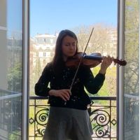 Jamais seul avec... Liya Petrova