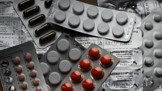 Le Centre Régional de Pharmacovigilance de Nice a répertorié en date du 11 avril 54 cas de troubles cardiaques liés à la prise d'hydroxychloroquine, dont 8 décès. - Pixabay