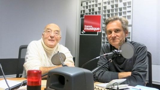 France Musique, studio 361... Infatigable musicologue voyageur Bruno Monsaingeon & Philippe Venturini, producteur de l'émission (g. à d.) ©Radio France - Annick Haumier / RF