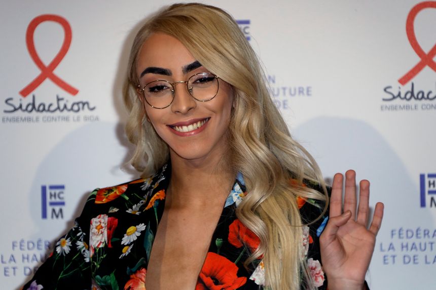 L'auteur-compositeur-interprète et vidéaste, Bilal Hassani au Diner de la Mode (Fashion Dinner), au profit de l'association française anti-SIDA Sidaction, à Paris, le 23 janvier 2020.
