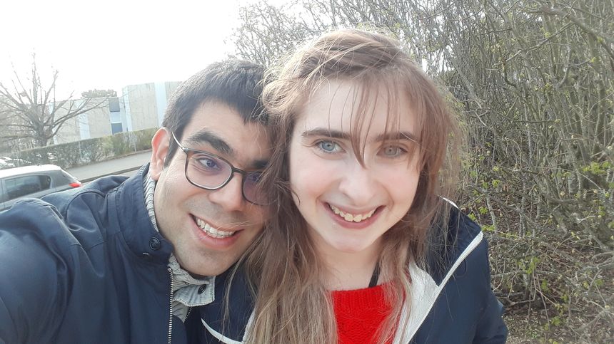 Rémy Valencia et Mathilde Cormey ont interpellé Hashtag sur Facebook