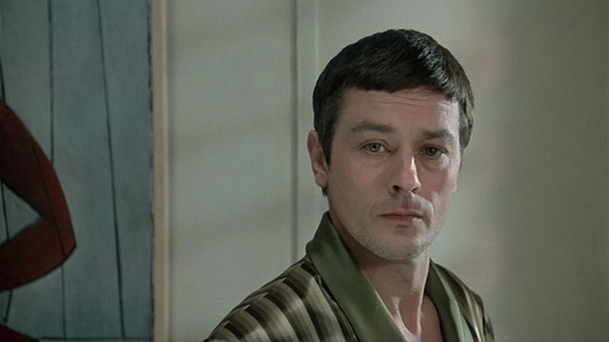 Alain Delon, dans le rôle de "Monsieur Klein", film de Joseph Losey (1976)