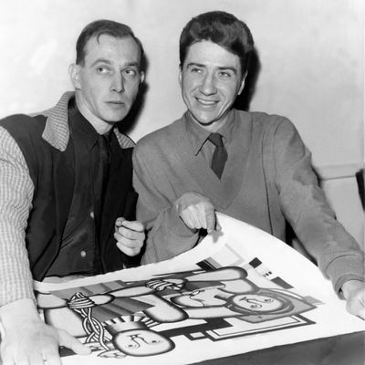 Chris Marker et Alain Resnais, prix Jean Vigo 1954 pour leur court-métrage documentaire "Les Statues meurent aussi"
