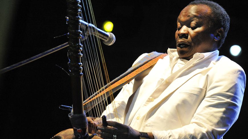 Le chanteur et musicien guinéen Mory Kanté est décédé vendredi à l'âge de 70 ans dans un hôpital de Conakry
