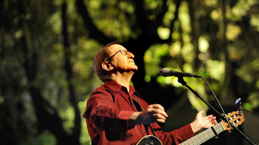 Idir au Festival Bourg en Bresse en 2011