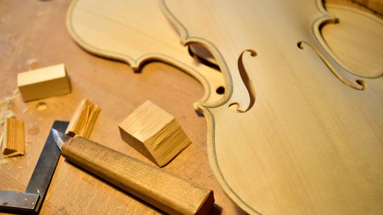 L'Atelier du Quatuor propose d'assurer gratuitement la maintenance des instruments des musiciens touchés par la crise ©AFP - Jean-Christophe Verhaegen