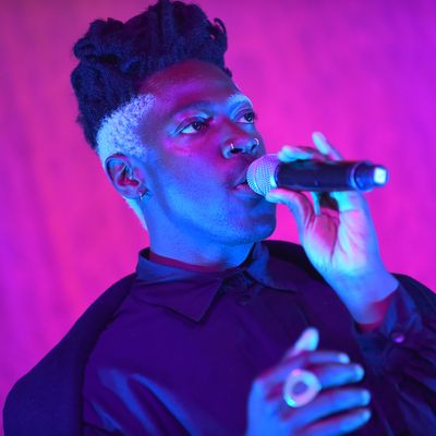 Moses Sumney, intense et dansant