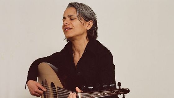 La chanteuse et musicienne Kamilya Jubran - Nawarecordings