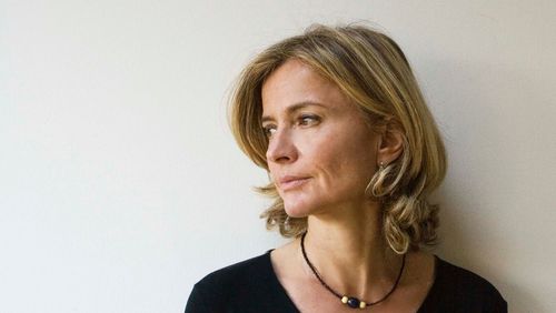 Regards d'écrivains en temps incertains (3/5) : Cristina Comencini : "Le roman, c’est la possibilité d’ouvrir une fenêtre sur l’intérieur"