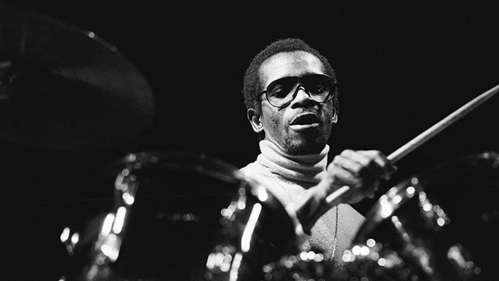 Tony Allen à Amsterdam en mars 1988 (Frans Schellekens/Redferns)
