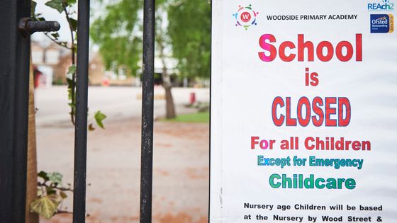 Une école fermée le 3 mai 2020 en raison de la pandémie. ©Maxppp - Roy J Baron / PHOTOSHOT