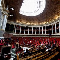 A l'Assemblée nationale, la scission ferait perdre la majorité absolue au groupe La République en marche.