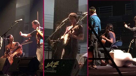 Leyla McCalla sur la scène de la Salle Marcel-Hélie à Coutances le 06 mai 2016 dans le cadre de Jazz Sous les Pommiers ©Radio France - Emmanuelle Lacaze