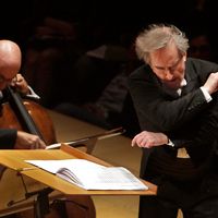 James Conlon dirigeant le Los Angeles Philharmonic with American (2014)