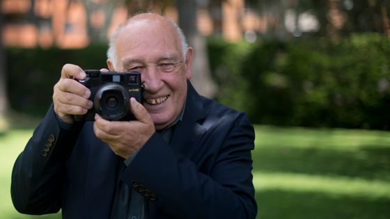 Portrait de Raymond Depardon à Bogota, en Colombie en juillet 2014 ©AFP - Eitan Abramovic