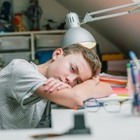 Pourquoi est-il si difficile de travailler seul?