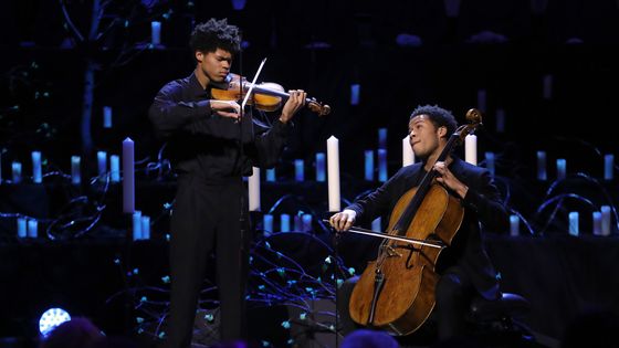 Le violoncelliste Sheku Kanneh Mason a été interrogé par la télévision britannique sur la diversité dans le milieu musical ©AFP - Chris Jackson