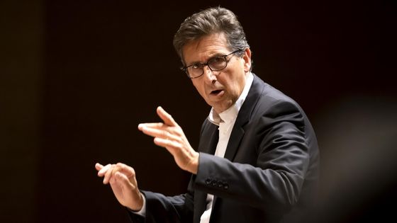 Le chef d'orchestre Pascal Rophé - N. Ikegami