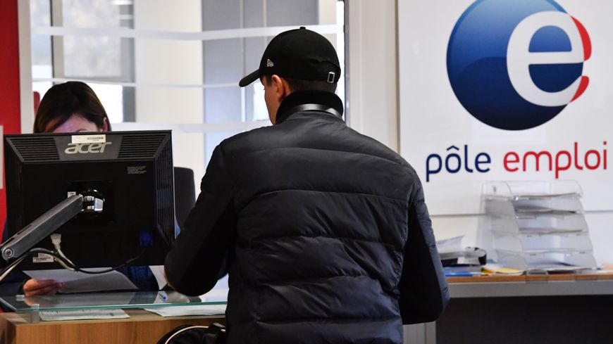 Le nombre de chômeurs indemnisés baisse depuis 2010