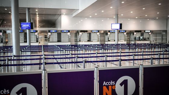 Photographie prise le 24 juin 2020 à l'aéroport d'Orly ©AFP - STEPHANE DE SAKUTIN