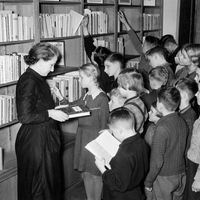 Enfants dans une bibliothèque publique de Berlin en 1940