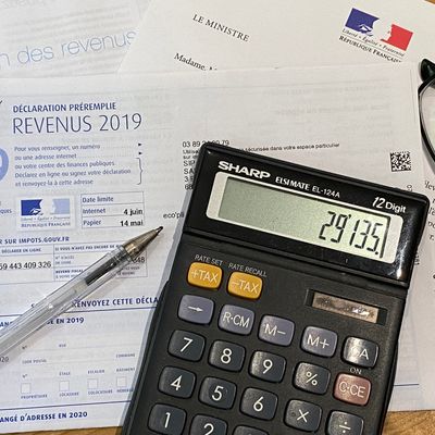 Face à la crise, Bercy exclut d'augmenter les impôts pour financer la relance.