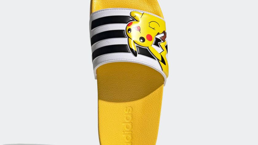 "Adilette Shower Slides" de Adidas en collaboration avec Pokemon (Photo : Adidas)