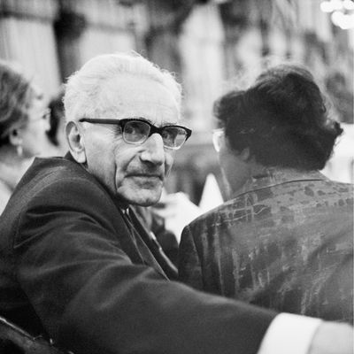 Günther Anders philosophe, journaliste et essayiste vers 1965.