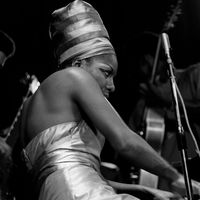 La chanteuse de jazz américaine Nina Simone se produit en juillet 1969 lors d'un concert dans le cadre du festival panafricain d'Alger.