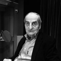 Le poète et romancier Charles Juliet dans nos studios
