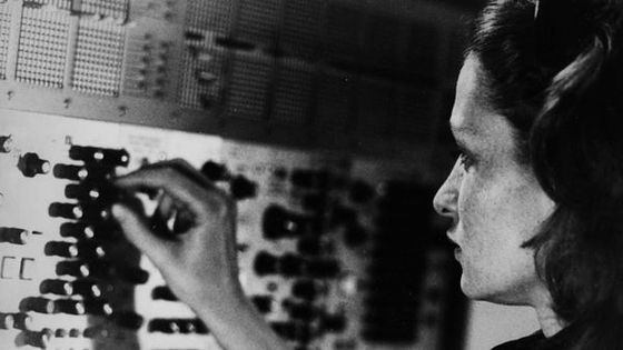 La compositrice Eliane Radigue - Yves Fernandez/The Kitchen Archive, The Getty Research Institute, Los Angeles