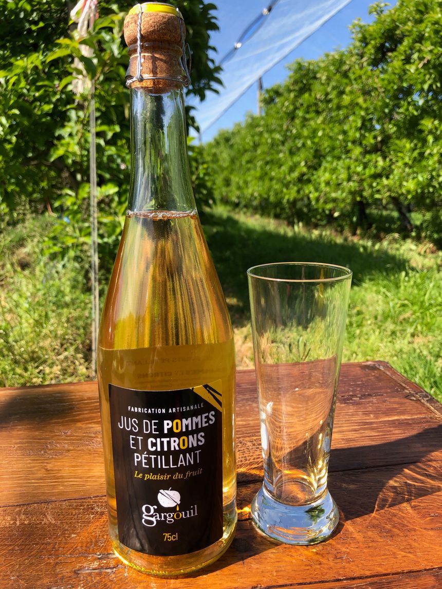 Le pétillant jus de pommes et citrons de Gargouil