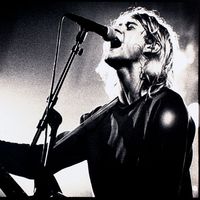 L'artiste Kurt Cobain, leader du groupe Nirvana, sur scène au Paradiso, Amsterdam, novembre 1991
