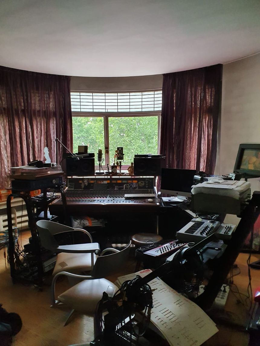Le studio / appartement de Christophe, boulevard du Montparnasse à Paris