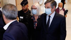 François et Penelope Fillon à leur arrivée au Palais de Justice de Paris le 29 juin 2020. François et Penelope Fillon à leur arrivée au Palais de Justice de Paris le 29 juin 2020.