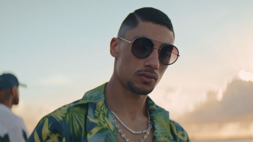 Maes dans le clip "Blanche" feat Booba (Capture YouTube)